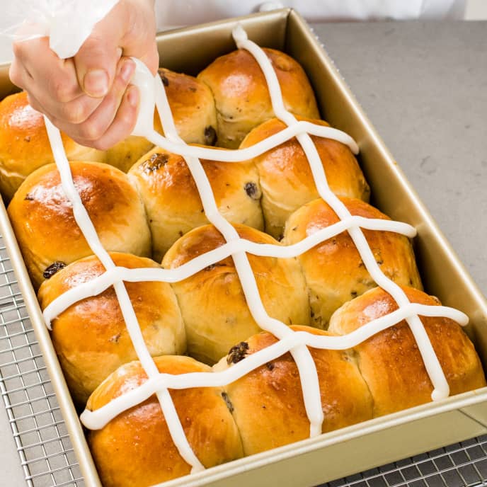 How To Make Easy Hot Cross Buns Cooks Country 0247